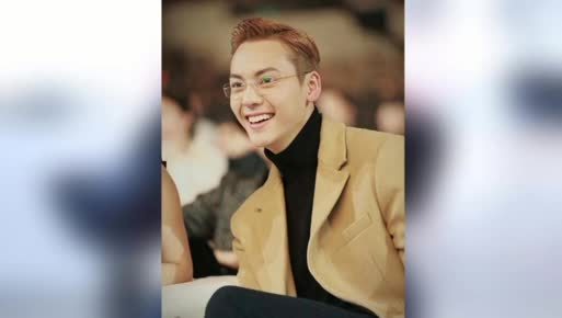 【娱闻速递】有一种美叫高领 毛衣 杨幂李易峰可以穿范冰冰不可以