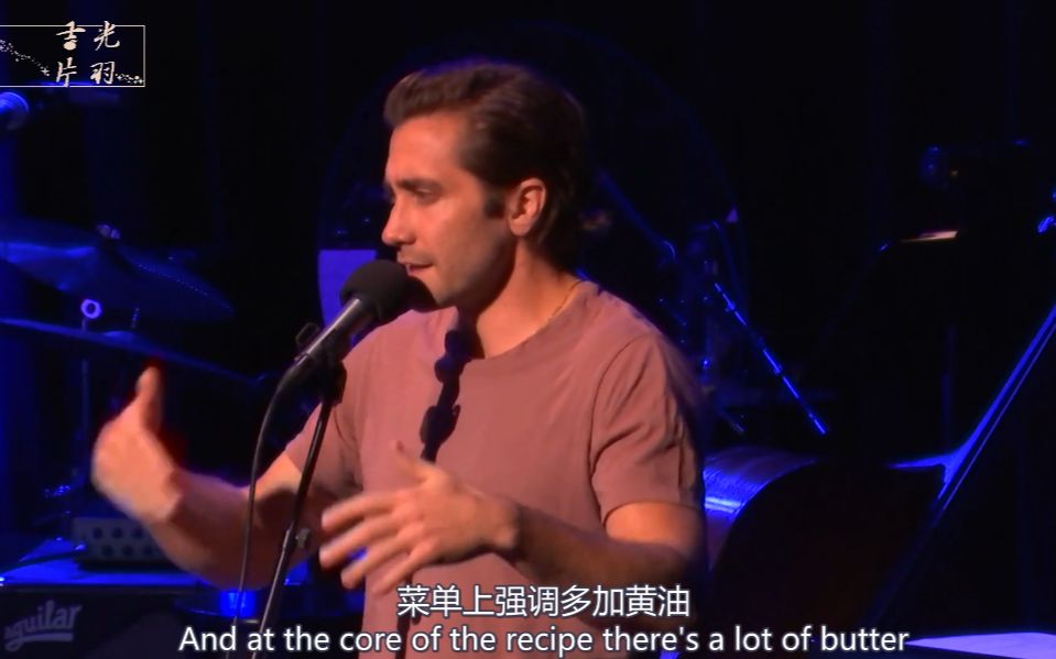 [图]【Jake Gyllenhaal | 吉光片羽字幕组】Live From Here——现场演绎Sea Wall/A Life片段