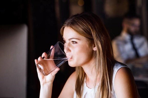 嘴巴发干发苦,光喝水没用,解决哪些根本问题才可治愈呢?