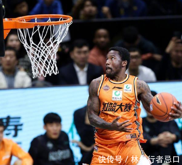 云南滑翔机决赛扣篮