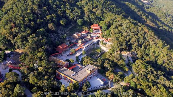 [图]泉州雪峰寺外素有秀丽奇特的四景八趣之称