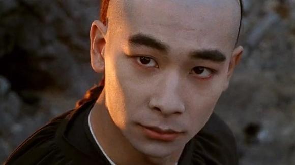 方世玉粤语01佢系阿边个,我够认得你咯,专帮老细扯皮条龟公达嘛