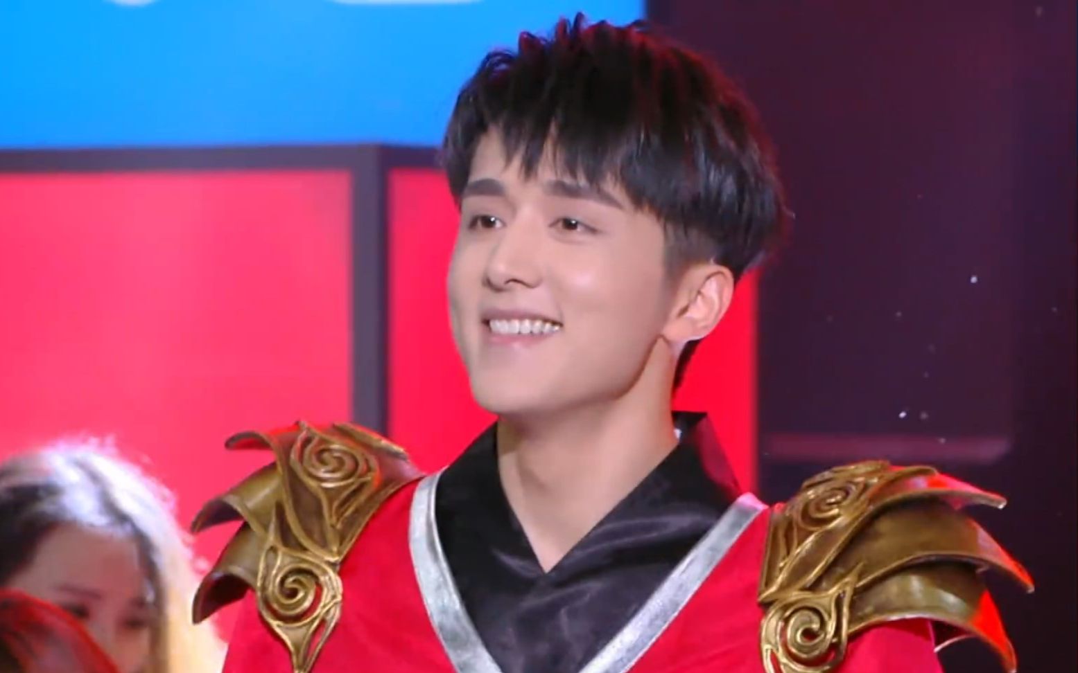 【 b>张新成 /b>】考古20180217 b>快乐大本营 /b>独舞片段