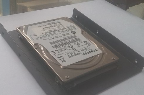 台式电脑的硬盘接口是通用的吗?