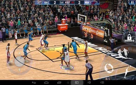 《NBA 2K17》怎么使出空中接力 空接操作方法