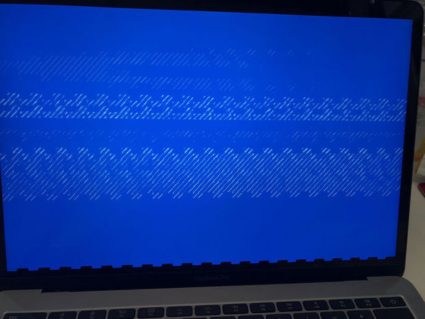 macbook pro在win10系统下面这种蓝屏怎么解决啊