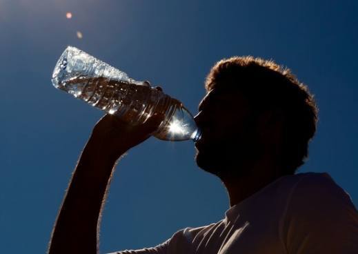 经常口干口渴有哪些危害?