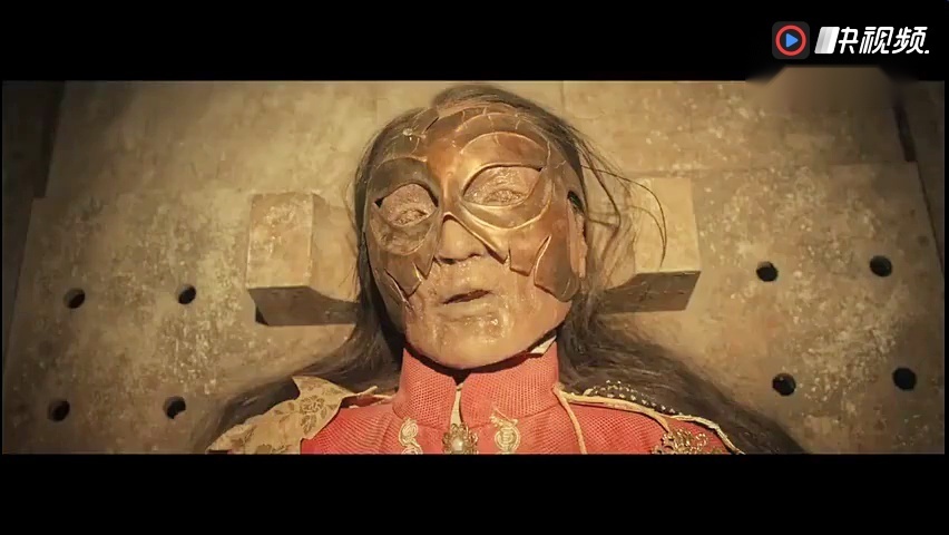 鬼吹灯之黄皮子坟:胡八一阮经天等人看到了大鲜卑女巫,画眉神志不清!