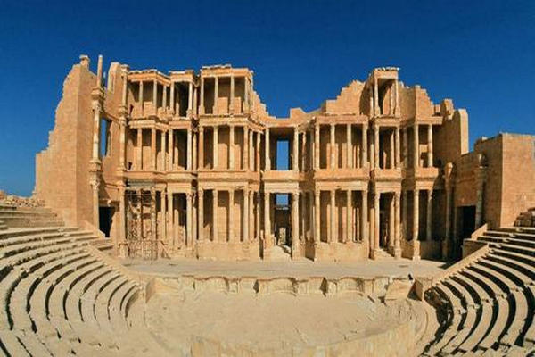 罗马城,罗马尼亚,神圣罗马帝国三者之间的关系