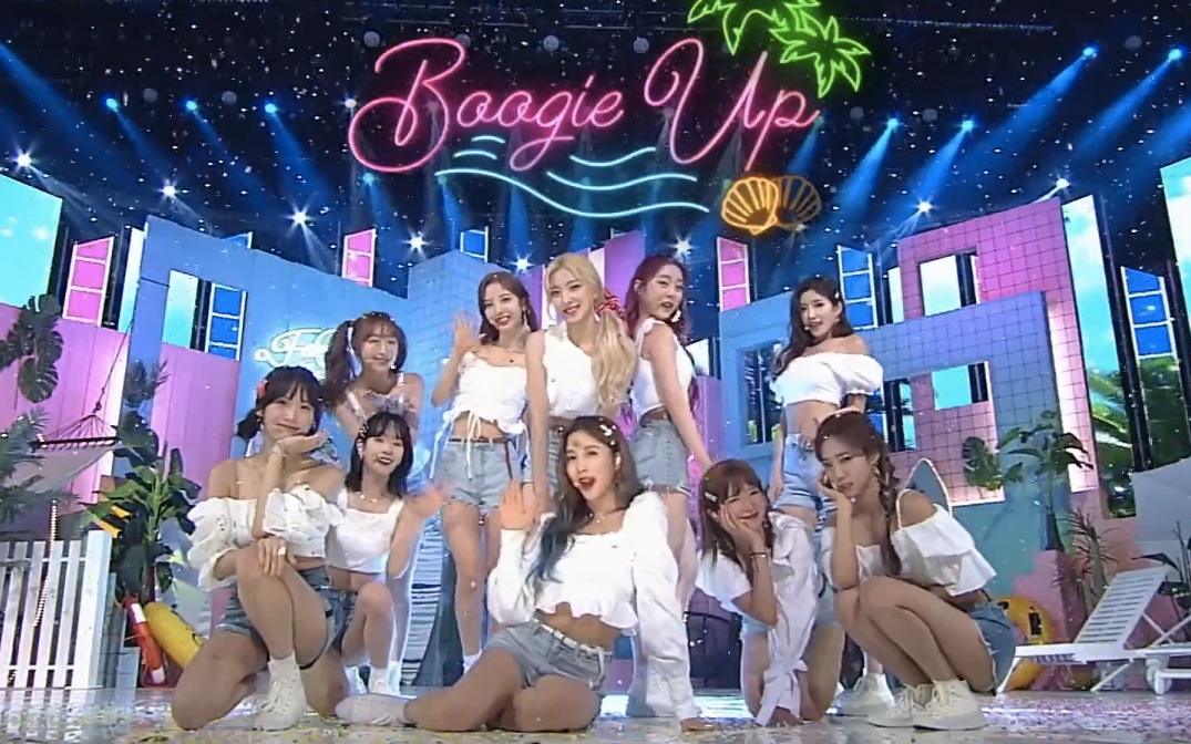 [图]【WJSN】宇宙少女Boogie Up初舞台+现场打歌舞台合集