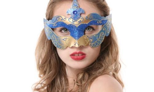 只遮一半脸的面具叫什么