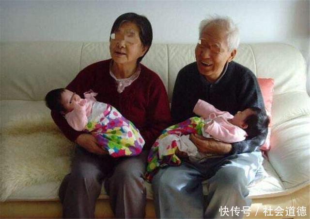 自己给自己当妈