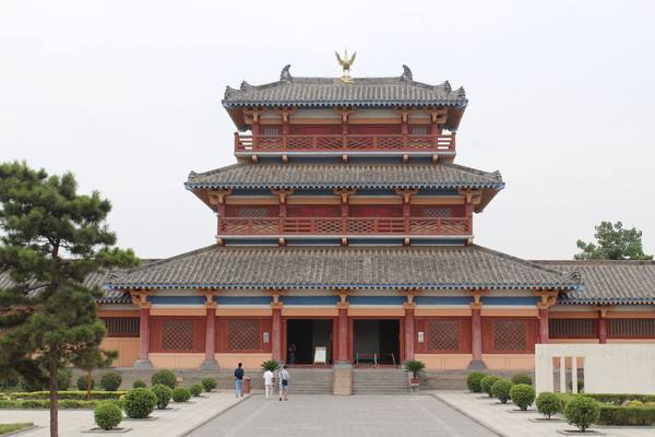 为什么西汉皇帝的陵园都是由帝陵和后陵共同组成?