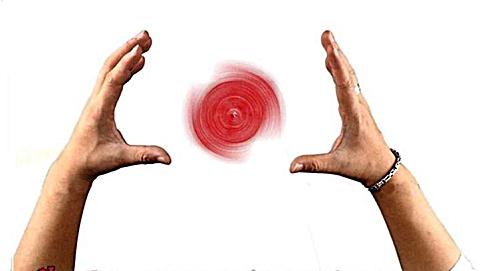 魔术教学: 扑克牌飞走又飞回, 超酷的飞牌手法, 没几个能做到!