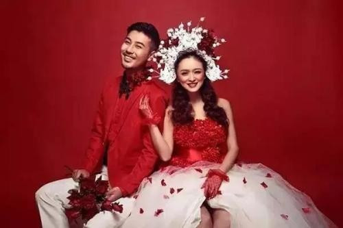 为什么说婚纱照放床尾不吉利?