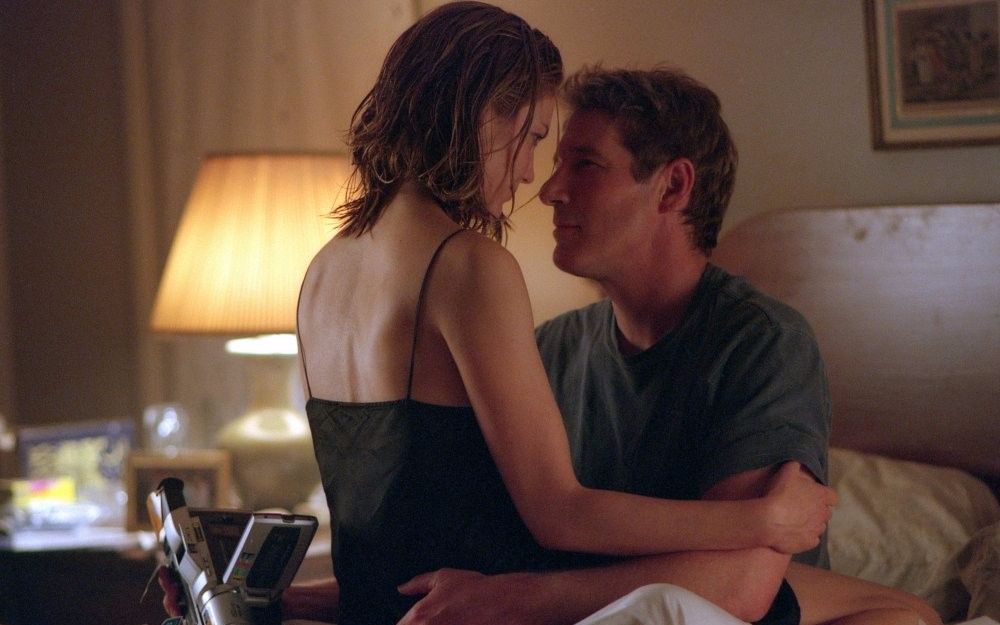 【八号】解读经典高评分 电影《不忠》,爱与欲的交织让人无法忘怀,看