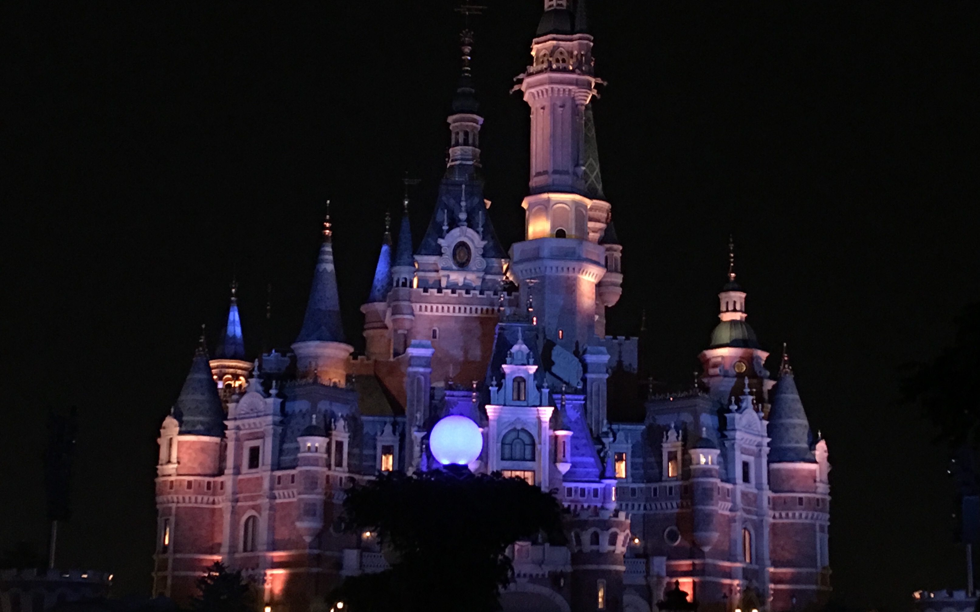迪士尼乐园夜景壁纸图片