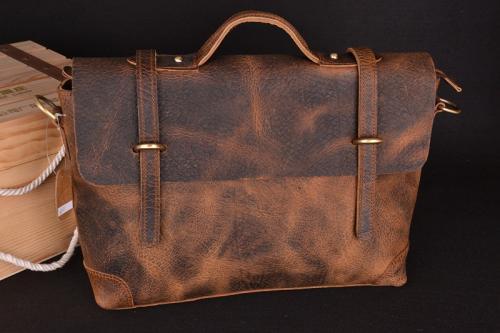 什么是油疯马皮