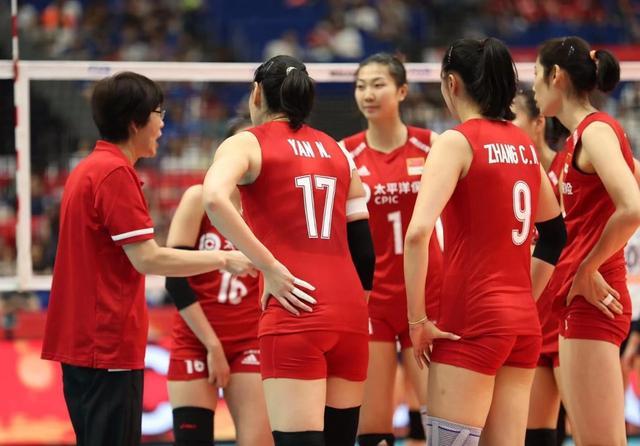 女排巴黎奥运会