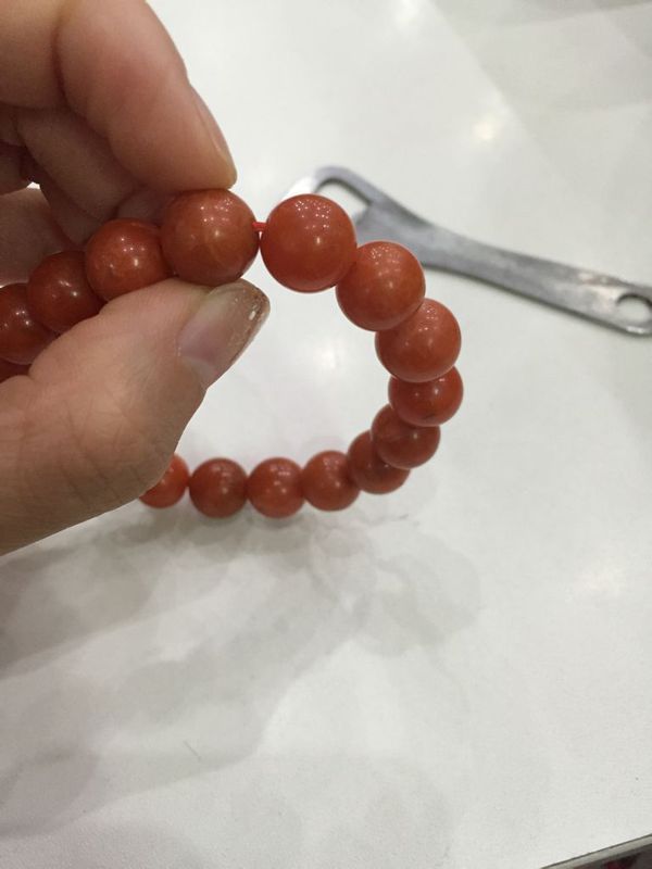 保山南红玛瑙手串里面有很多绺裂纹 正常吗 好不好 我不太会看这个_36