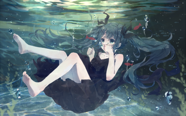 26 作品名:深海少女 pixiv id: 43045354 画师: -匙- 用微信扫描