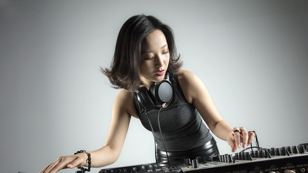 韩国酒吧dj电音舞曲文化