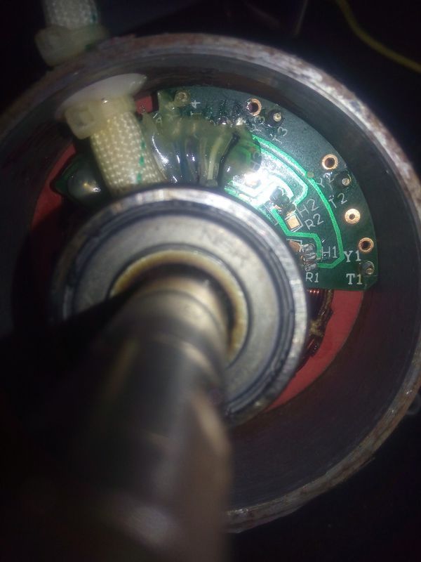 如何用万用表分辨霍尔正负极信号线,额还有 这