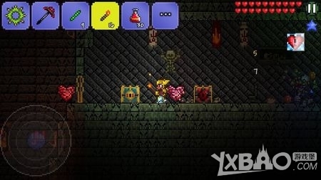 泰拉瑞亚血腥宝箱有什么?