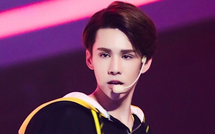 【吾木提】饭制视频《171029星动亚洲第三季现场互动花絮part1》