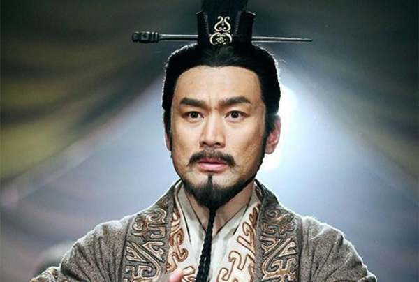 君赵胜剧照 最后,赵国决定派赵胜接受冯亭的献地,并封冯亭为华阳君