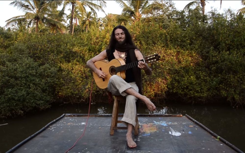 [图]吟游诗人Estas Tonne - The Song of the Golden Dragon