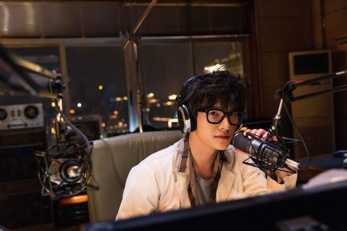 刘筱的夜听主题曲是什么歌名