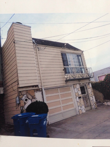 准备买个房子,但是房子对面有一条路对着,听说