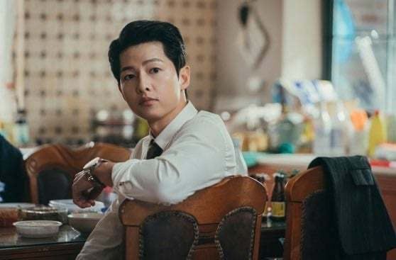 网友称《顶楼》的编剧太敢写了,你对此有什么看法?_360问答