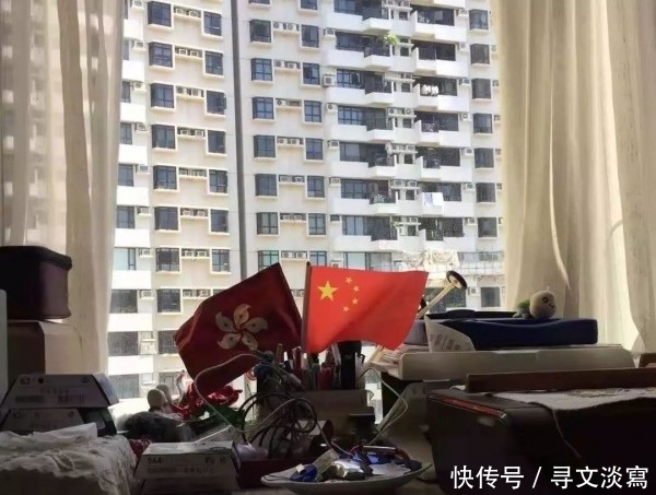 跨年联欢会发的朋友圈句子