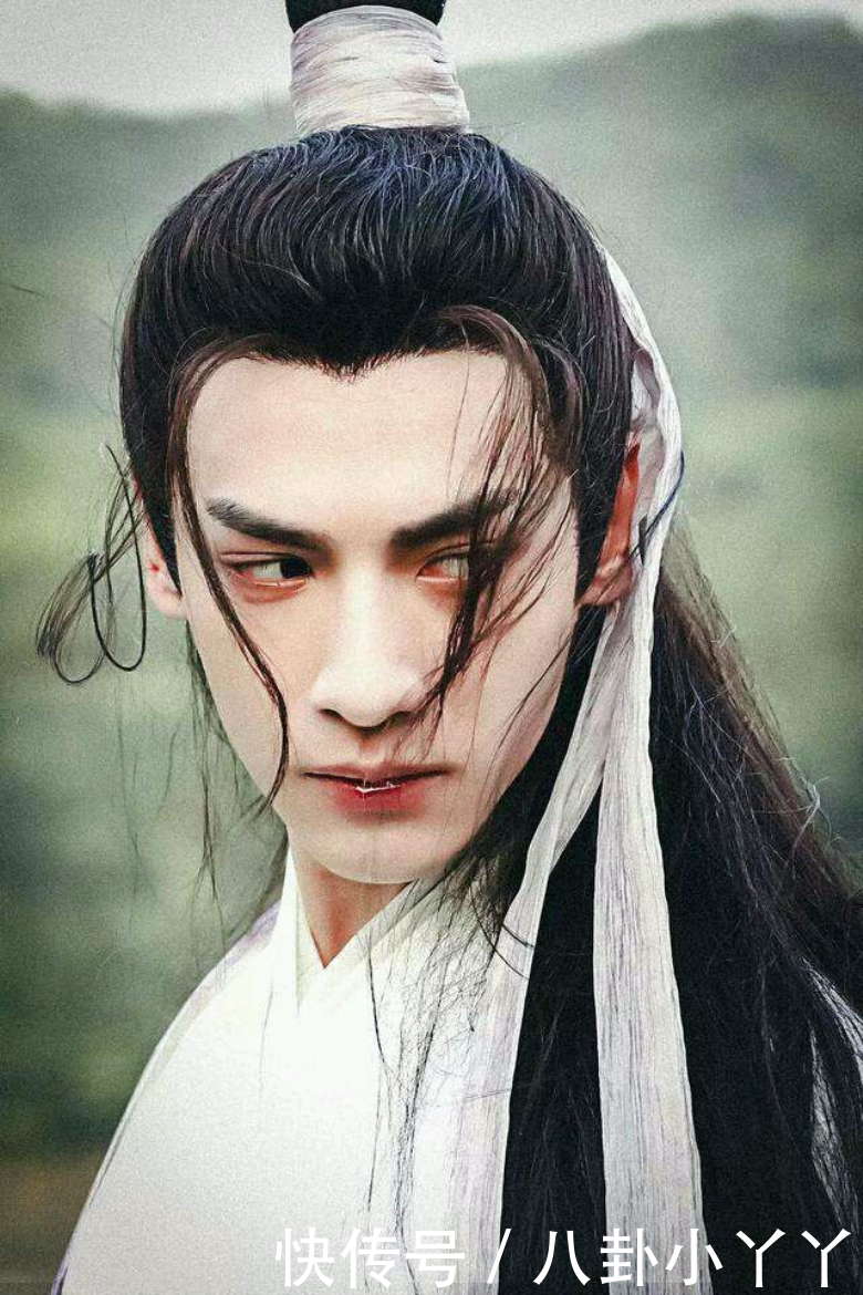 王一博和经纪人关系好不