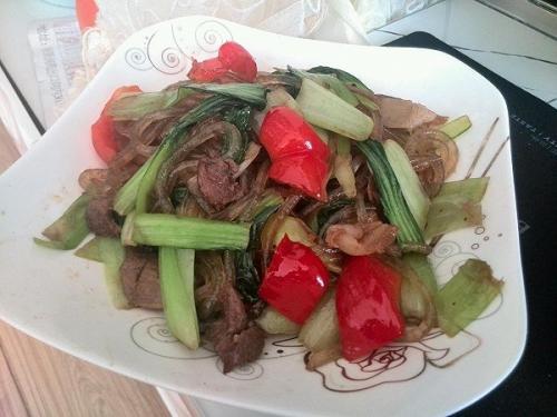 牛肉和油菜能一起吃吗?