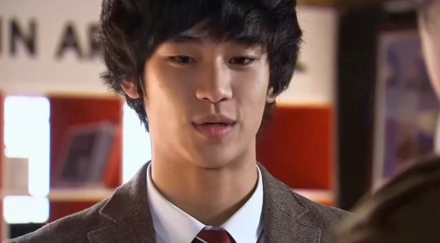 追梦高中:金秀贤刚为找到梦想开心,不料听力却突然出问题了!