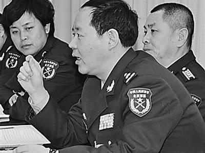 史上最牛b军长带部队砸酒店后事如何