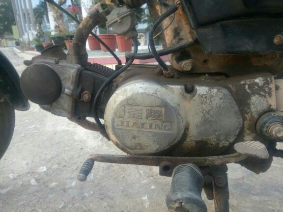 嘉陵70一公里耗油多少,九十年代的车_360问答