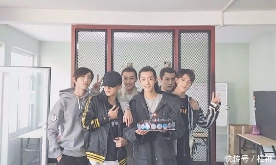 王一博像的明星