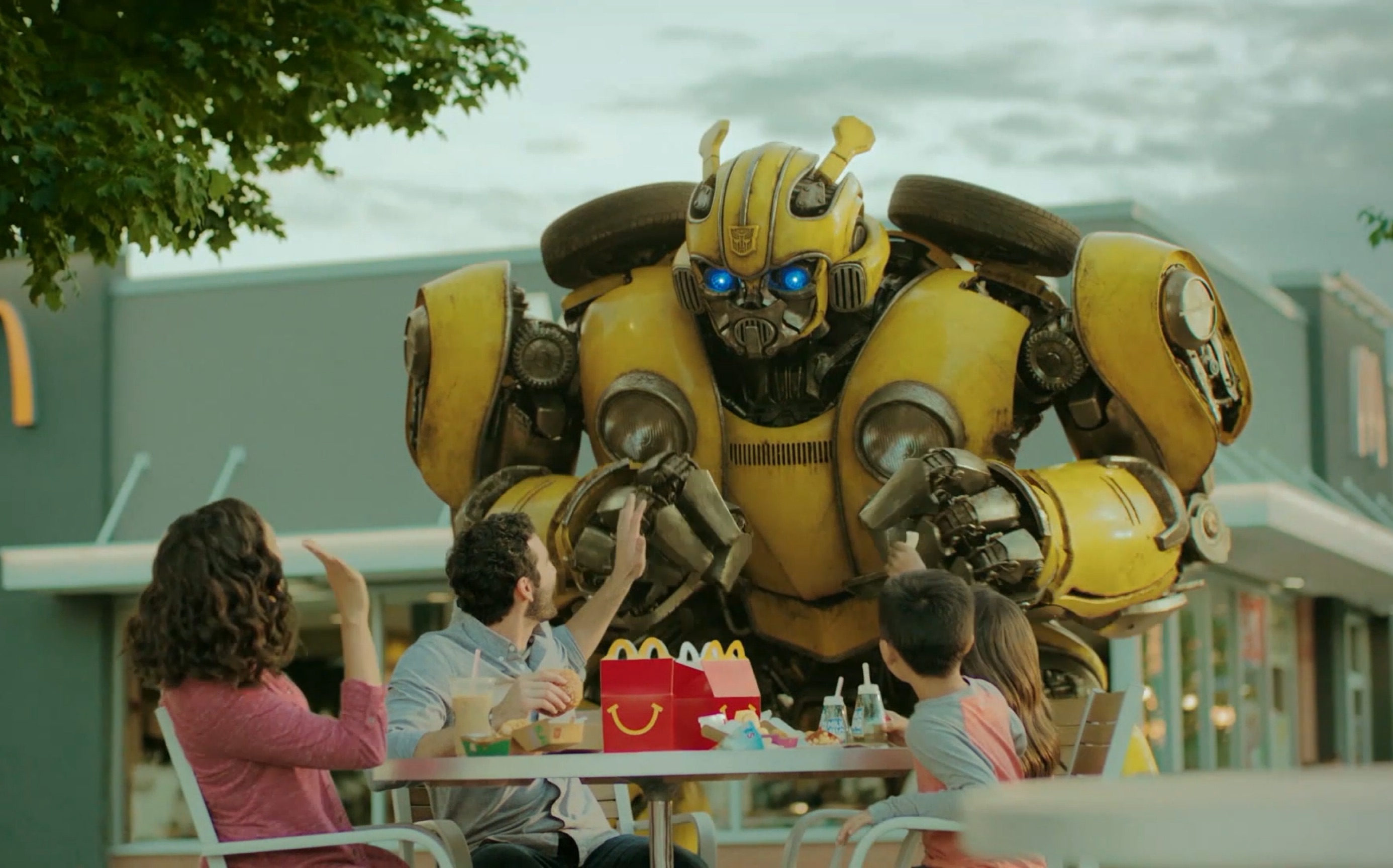 《大黄蜂》麦当劳广告,超萌!