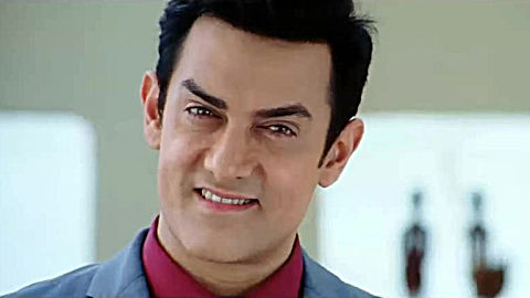 《 未知死亡》无助 无尽的悲愤,阿米尔汗眼睁睁看着女友被黑社会老大