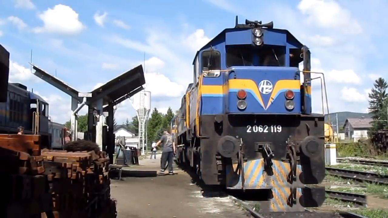 原来铁路系统也有加油站?实拍烧柴油的 内燃机车加油全程