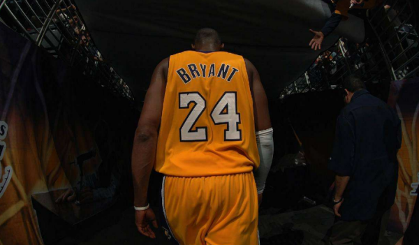 科比退役战个人得分多少?