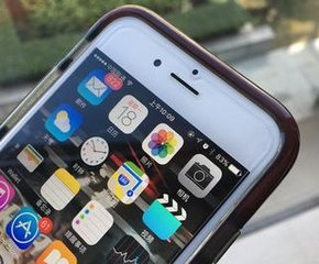 苹果手机卡贴怎么装