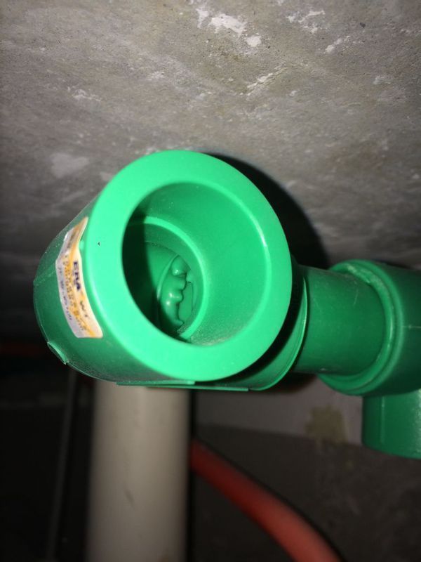 ppr水管烫成这样可以吗?