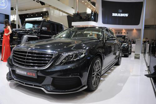 扩展资料: 德国brabus(巴博斯)品牌凭借着顶级专业的引擎改装技术,和