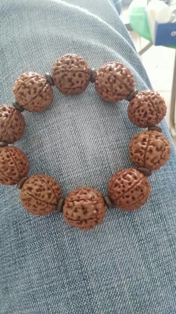 新手,刚入的没盘,这是落地红吗7瓣21mm