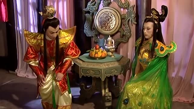 西游记:孔雀公主打听大鹏的来历,没想到竟是西方世界金翅大鹏雕!